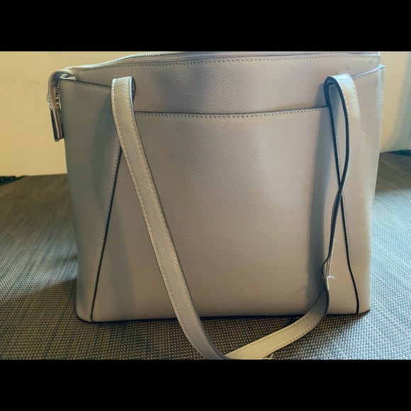 Grey medium Michael Kors bag - Picture 2 of 3
